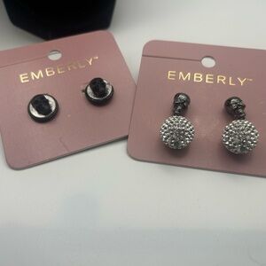 Silver and Black Women Earrings Set